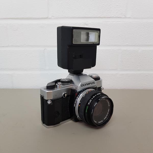 Olympus OM20 Paparazzi Camera With Working Flash Unit