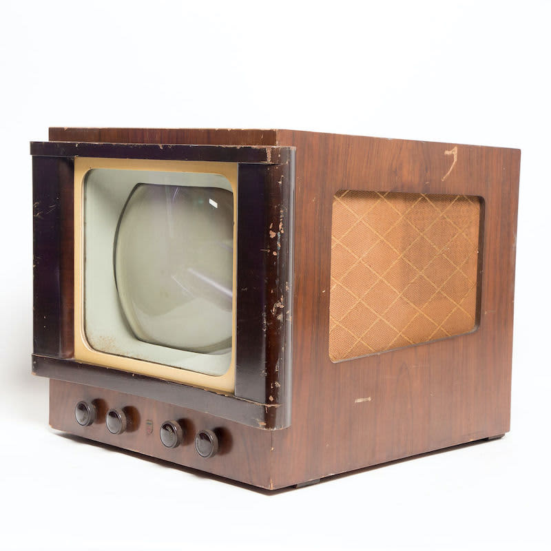 4: Non Practical Vintage Philips TV With Wooden Casing