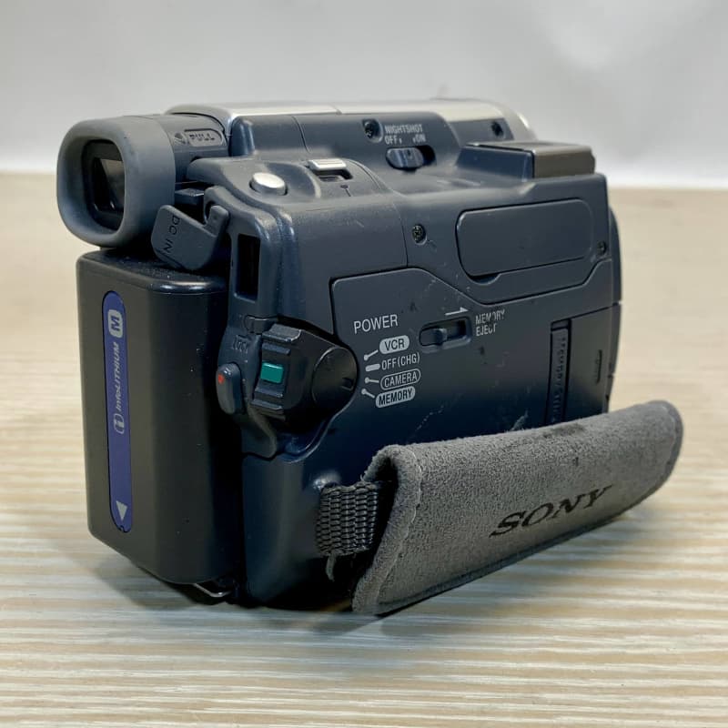 6: Fully Working Sony Digital Handycam (2003)