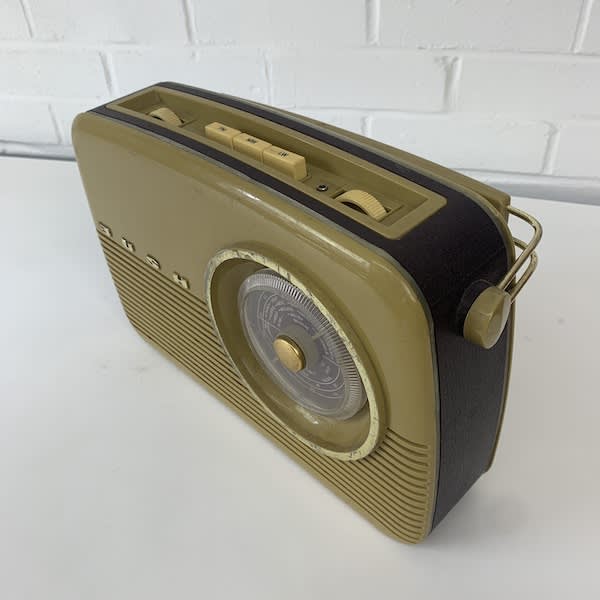 4: Vintage Bush Radio (Non Practical)