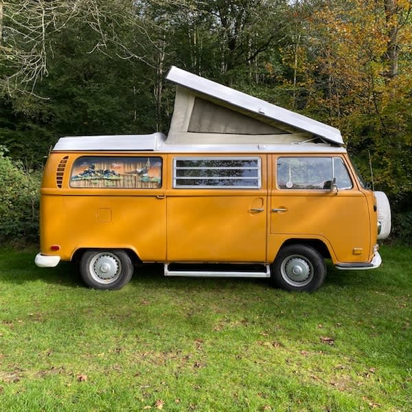 7: Vintage 1970's VW Campervan 