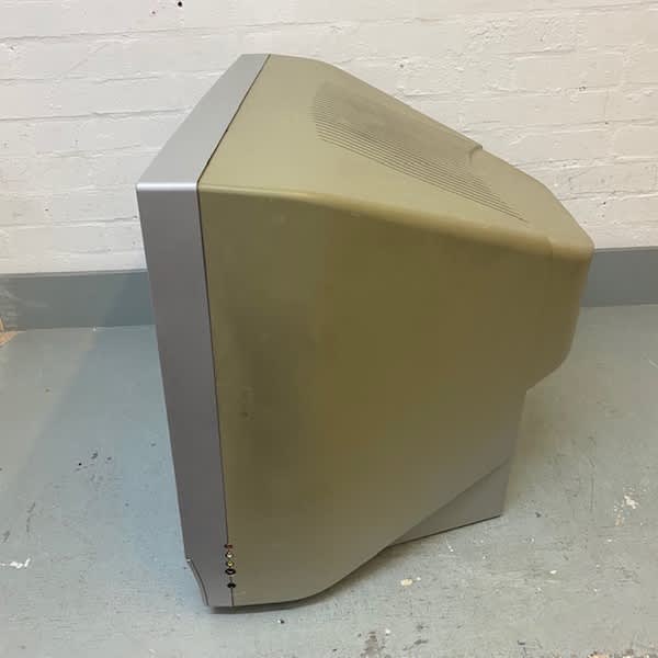 4: Fully Working Colour Loewe Aventos TV (30