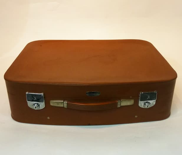 5: Brown Soft Leather Retro Suitcase