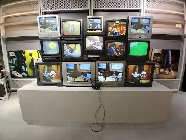 3: Fully Working Stack Of 14 CRT TV's