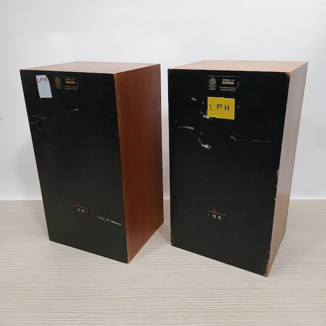 5: Dynatron Retro Speaker