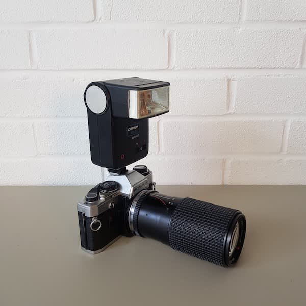 5: Olympus OM10 Long Lens Paparazzi Camera With Working Flash Unit