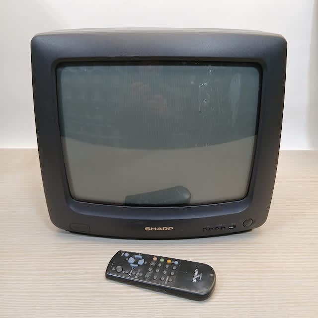 5: Fully Working Colour Sharp TV (13
