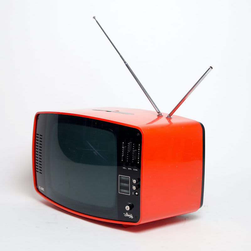 4: Non Practical Red Elbe 1960's Retro Italian TV