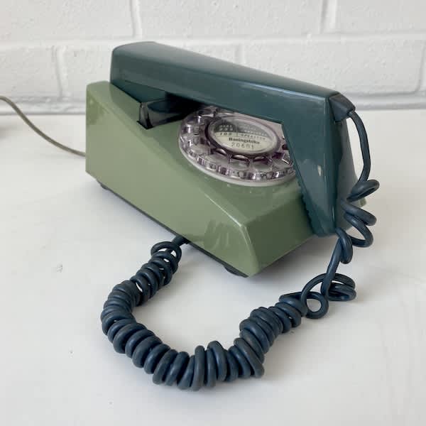 3: 1970's Retro Trim Phone