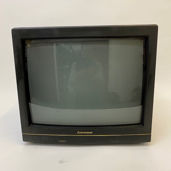 5: Non Practical Mitsubishi TV (20
