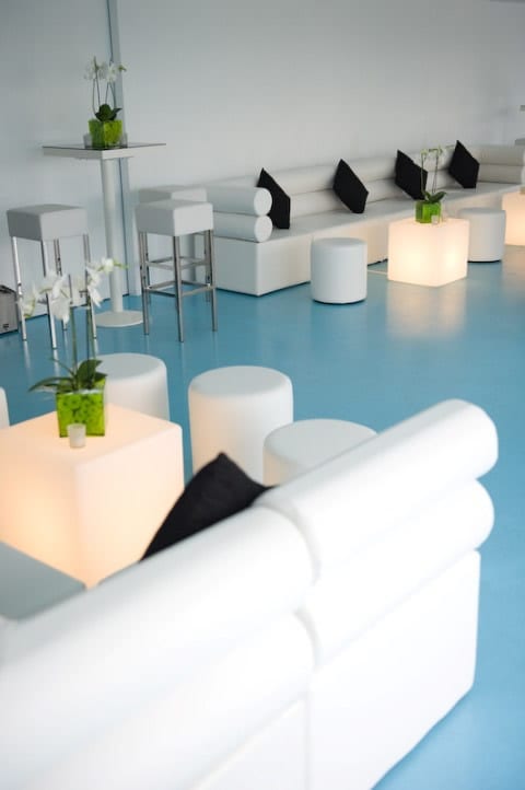 3: White Double Bolster 1 Meter Length Modular Sofa