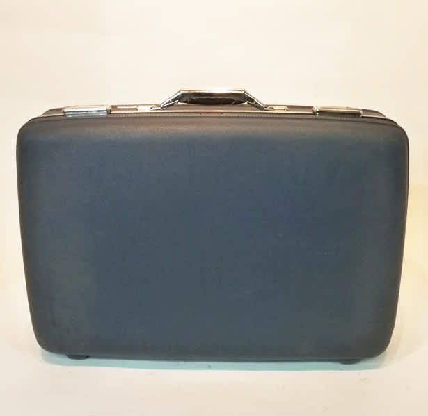 5: Dark Blue Hard Shell Retro Suitcase