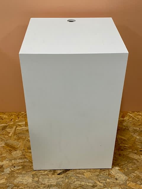 10: White Plinth (With Top Panel Hole For Cables Etc.)