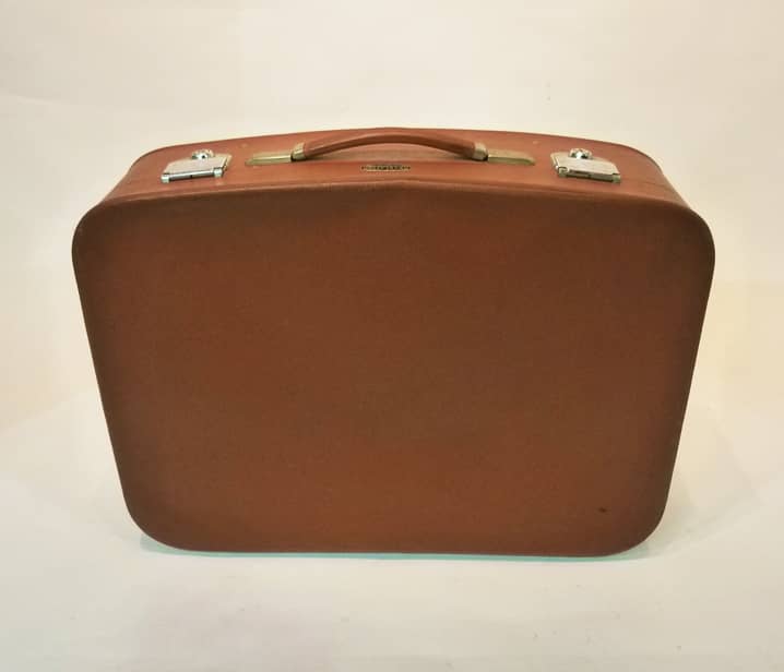 5: Brown Soft Leather Retro Suitcase