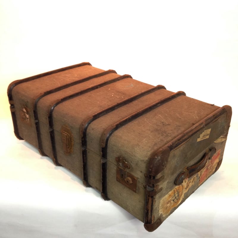 4: Long Canvas Trunk