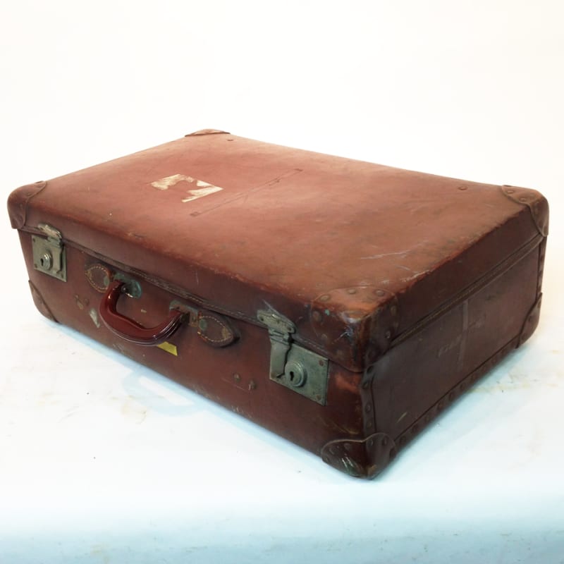 5: Brown Vintage Suitcase