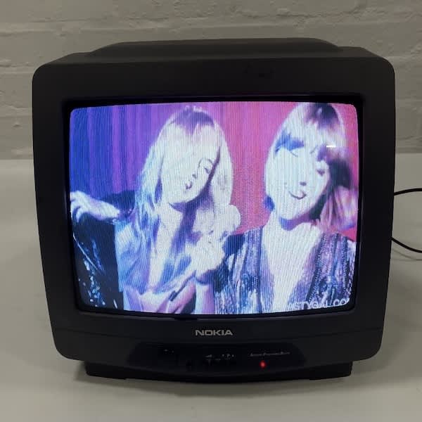 4: Fully Working Colour Nokia TV (14