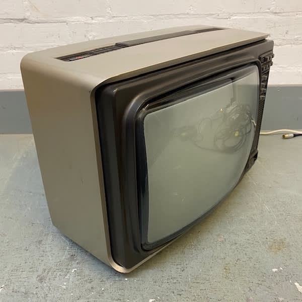 4: Fully Working Philips SV18584 Colour TV (14