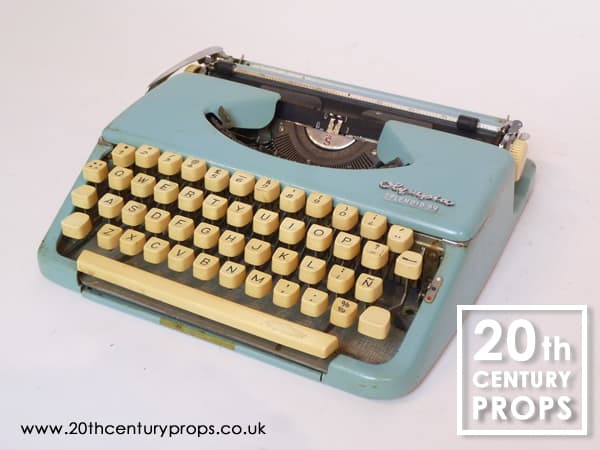 2: Non Practical Vintage OLYMPIA Typewriter