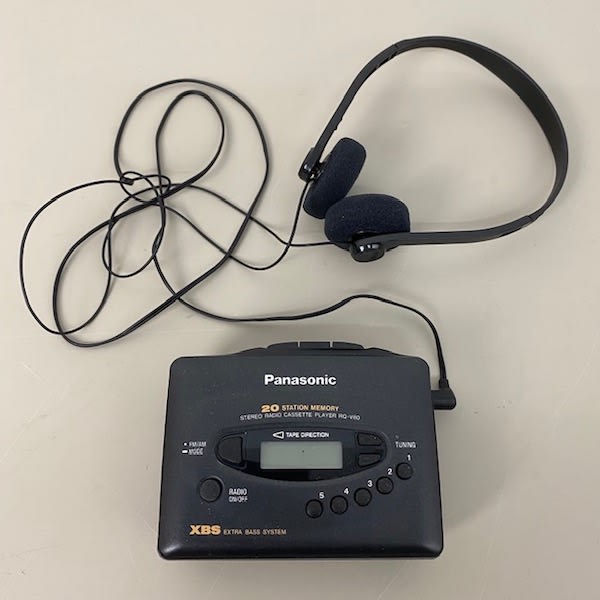 2: Panasonic Stereo Radio Cassette Walkman With Headphones