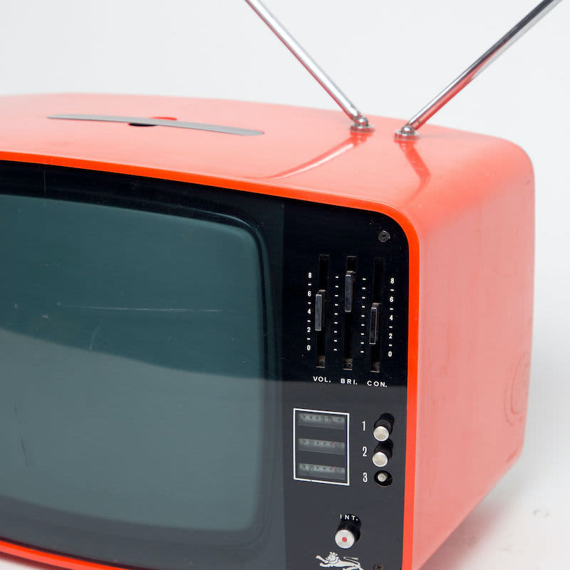 4: Non Practical Red Elbe 1960's Retro Italian TV