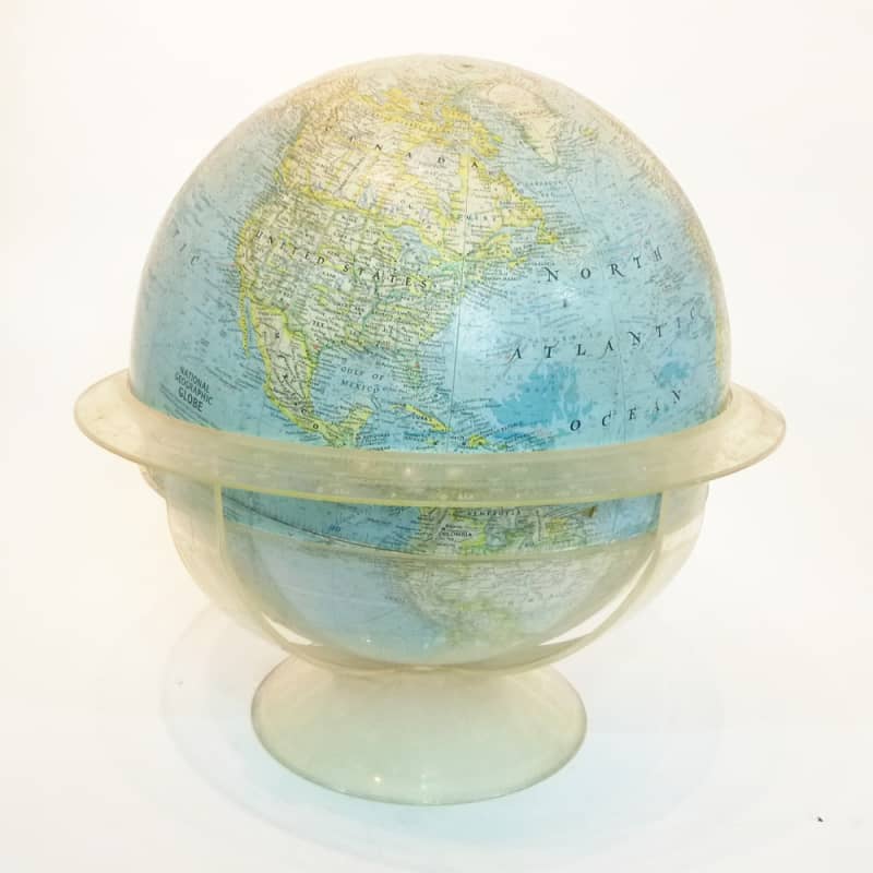 2: Large National Geographic Vintage Globe