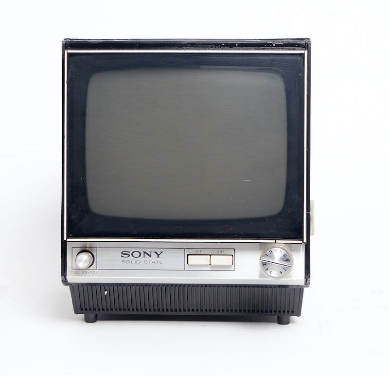 4: Static Only Sony Solid State Transistor Mini Portable 9-9OUB TV