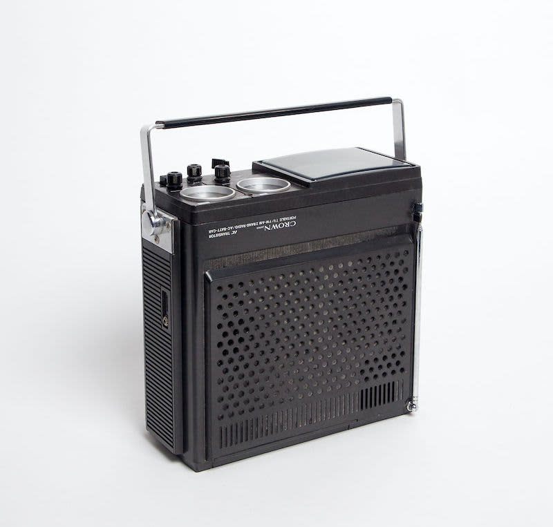 7: Fully Working Crown Mini Portable TV/Radio