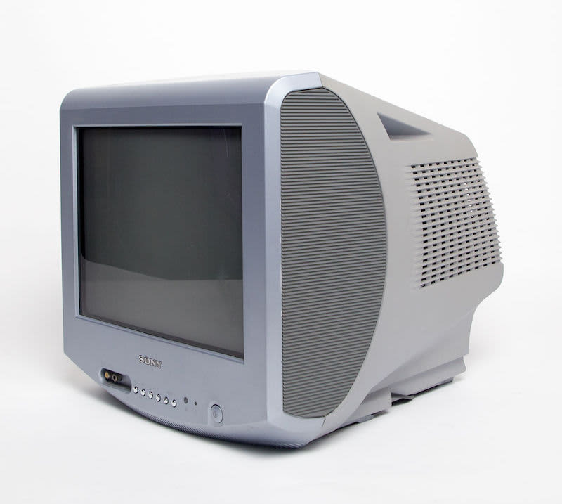 5: Fully Working Sony Trinitron Colour TV