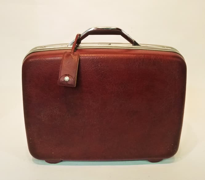 5: Dark Red Hard Shell Suitcase