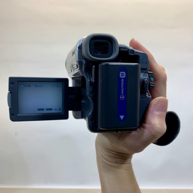 6: Fully Working Sony Digital Handycam (2003)