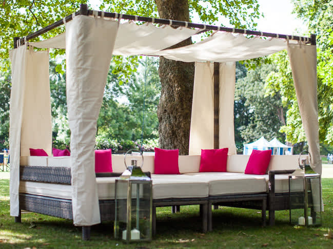 3: Outdoor Rattan Day Bed