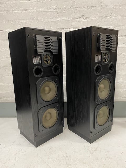 3: Goodmans HT170 Black Wooden Cased Speaker (Non Practical)