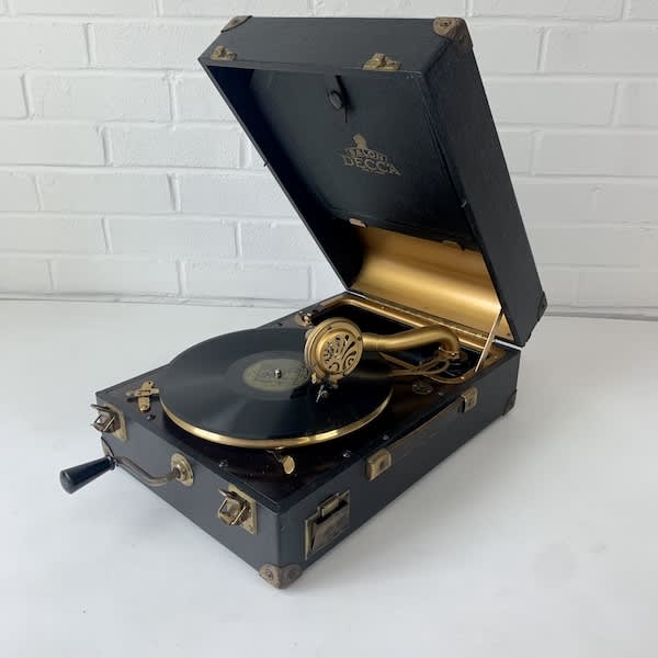 5: Decca Gold Gramophone (Fully Working)