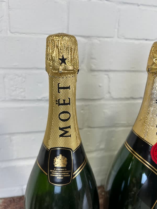 7: Prop Moet & Chandon Champagne Bottle