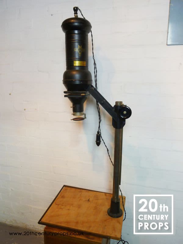 2: Non Practical Vintage Projector Lamp