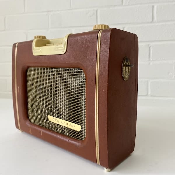 4: Sky Leader Radio (Non Practical)