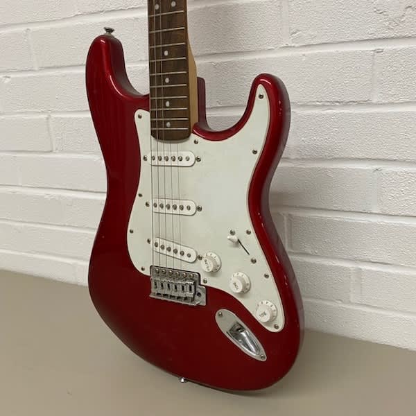 3: Electric Guitar (Non Practical)