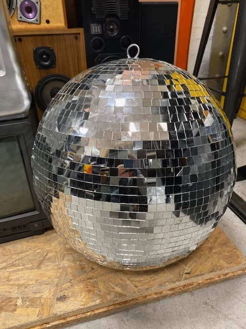 2: Large Mirror Ball - Diameter 50cm