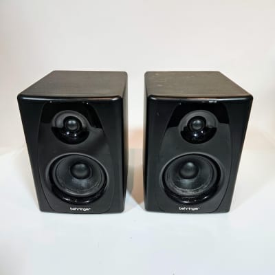 Black Behringer Speaker (Non Practical)