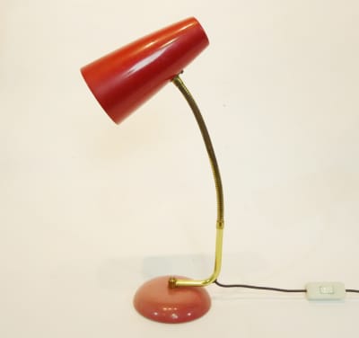 Red Posable Desk Lamp (Non Practical)