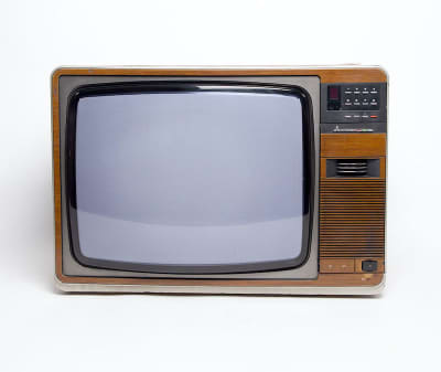 Fully Working Colour Wooden Mitsubishi Vintage TV (19