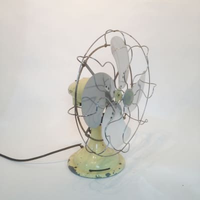 Small Industrial Cream Desk Fan (Not Working)