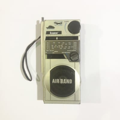 'Air Band' aircraft & shipping radio (Non Practical)