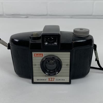 Kodak 'Brownie' 127 1950's Camera (Non Practical)