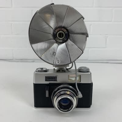 Vintage Camera With Flash Unit (Non Practical)