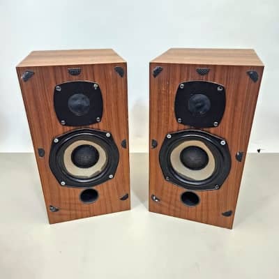 Castle Acoustics (Trent) Wooden Cased Speaker (Non Practical)