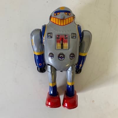 Retro Tin Toy Robot