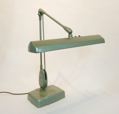 Large Industrial Adjustable Desk Lamp (Working)