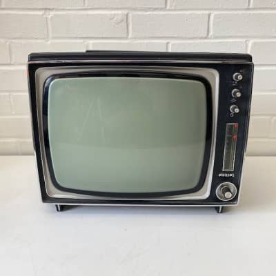 Static Only 1960's Philips X 12 T TV